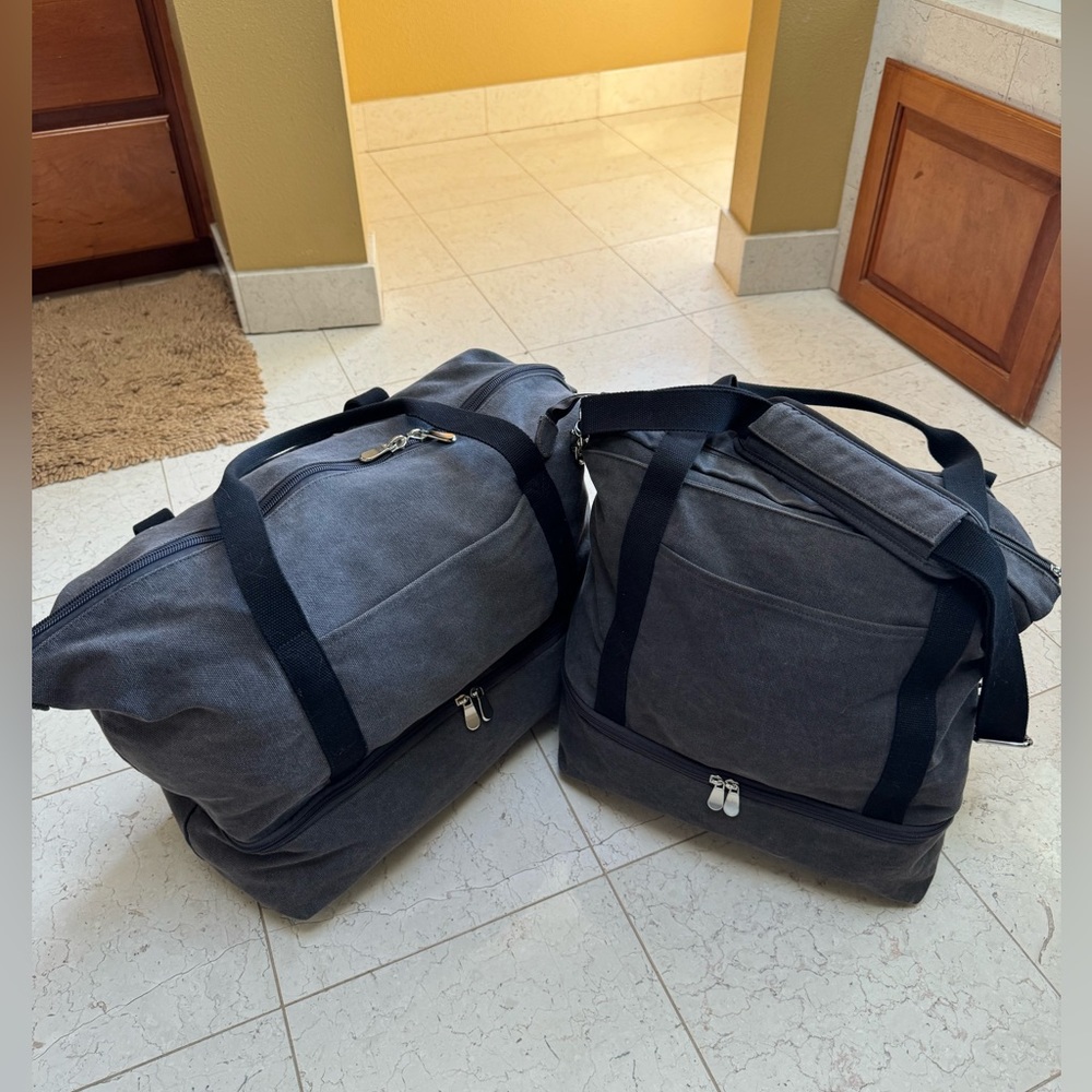 Lo & Sons Catalina Deluxe Tote and Deluxe Small Canvas Travel Bags SET.